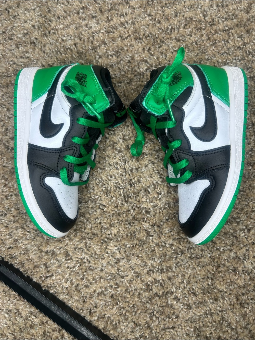 Nike Kids Green Black White High-Top Sneakers - Picture 4 of 6